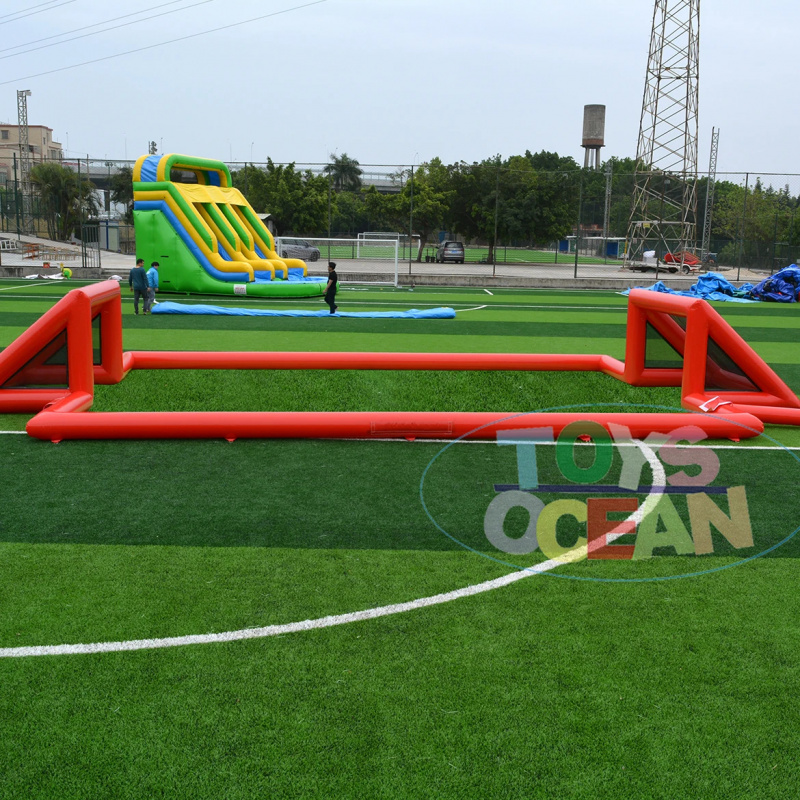 大型業務用PVC製インフレータブルフットボールフィールド、子 - Kids Party Games のレビューと価格